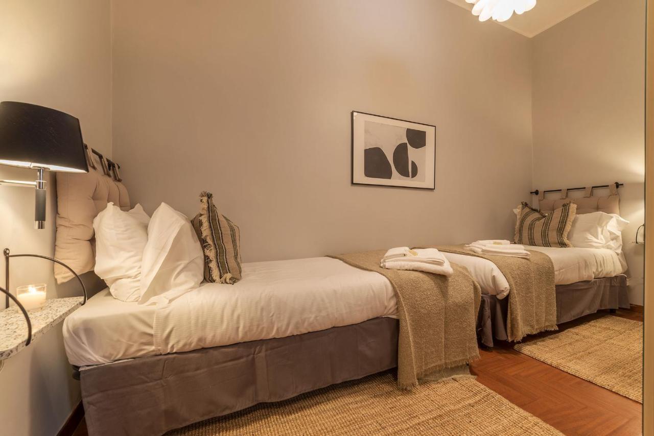 Lively Roma Trastevere Renovated Apartment - FromhometoRóma Kültér fotó