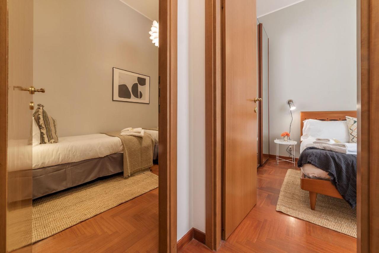 Lively Roma Trastevere Renovated Apartment - FromhometoRóma Kültér fotó