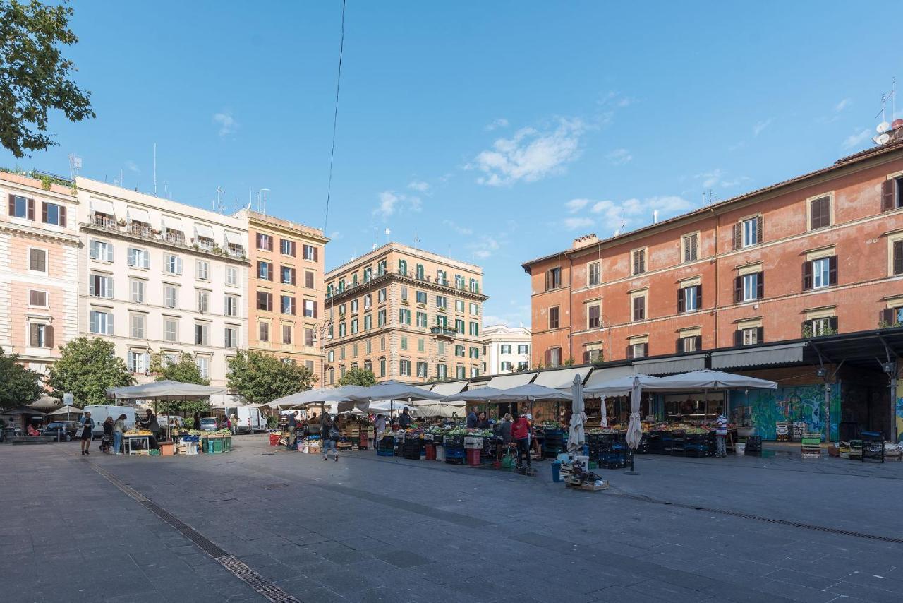 Lively Roma Trastevere Renovated Apartment - FromhometoRóma Kültér fotó