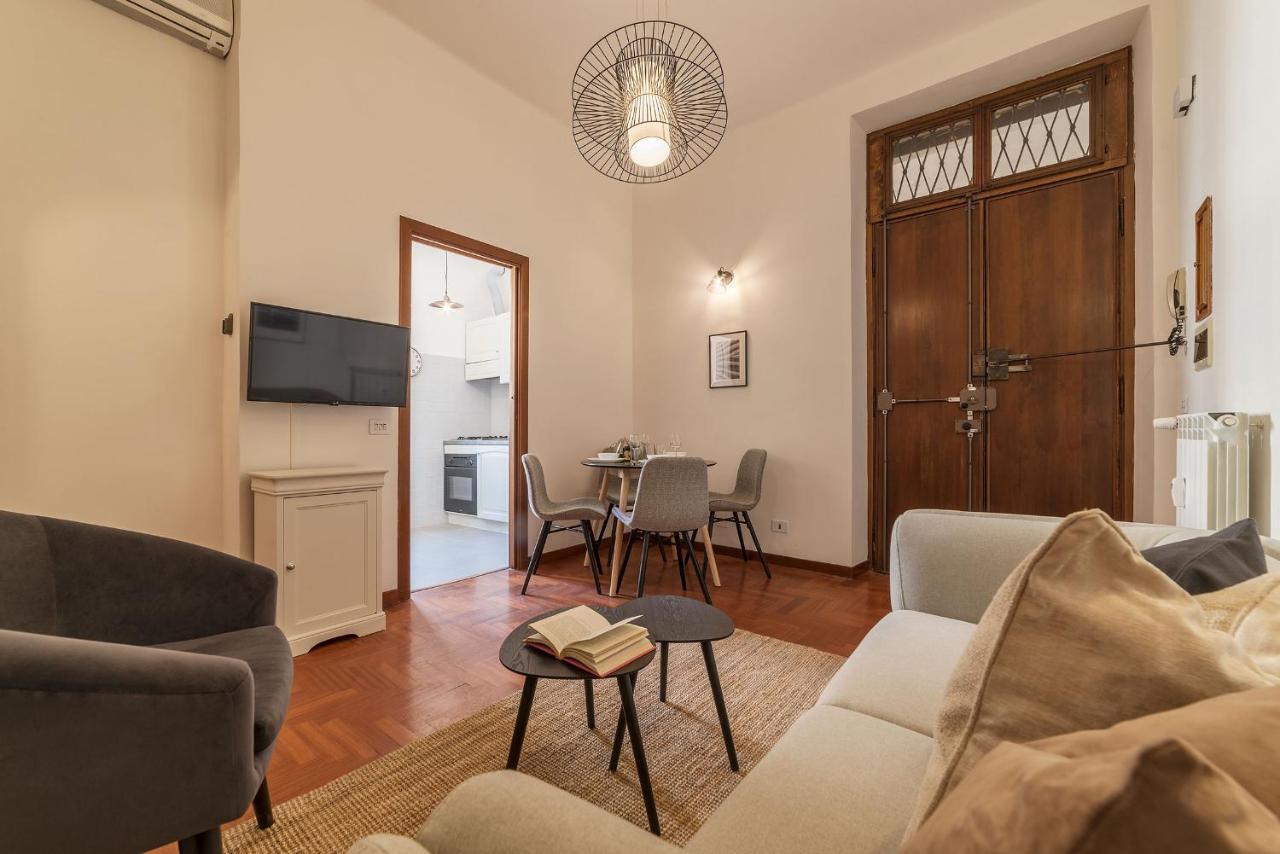 Lively Roma Trastevere Renovated Apartment - FromhometoRóma Kültér fotó