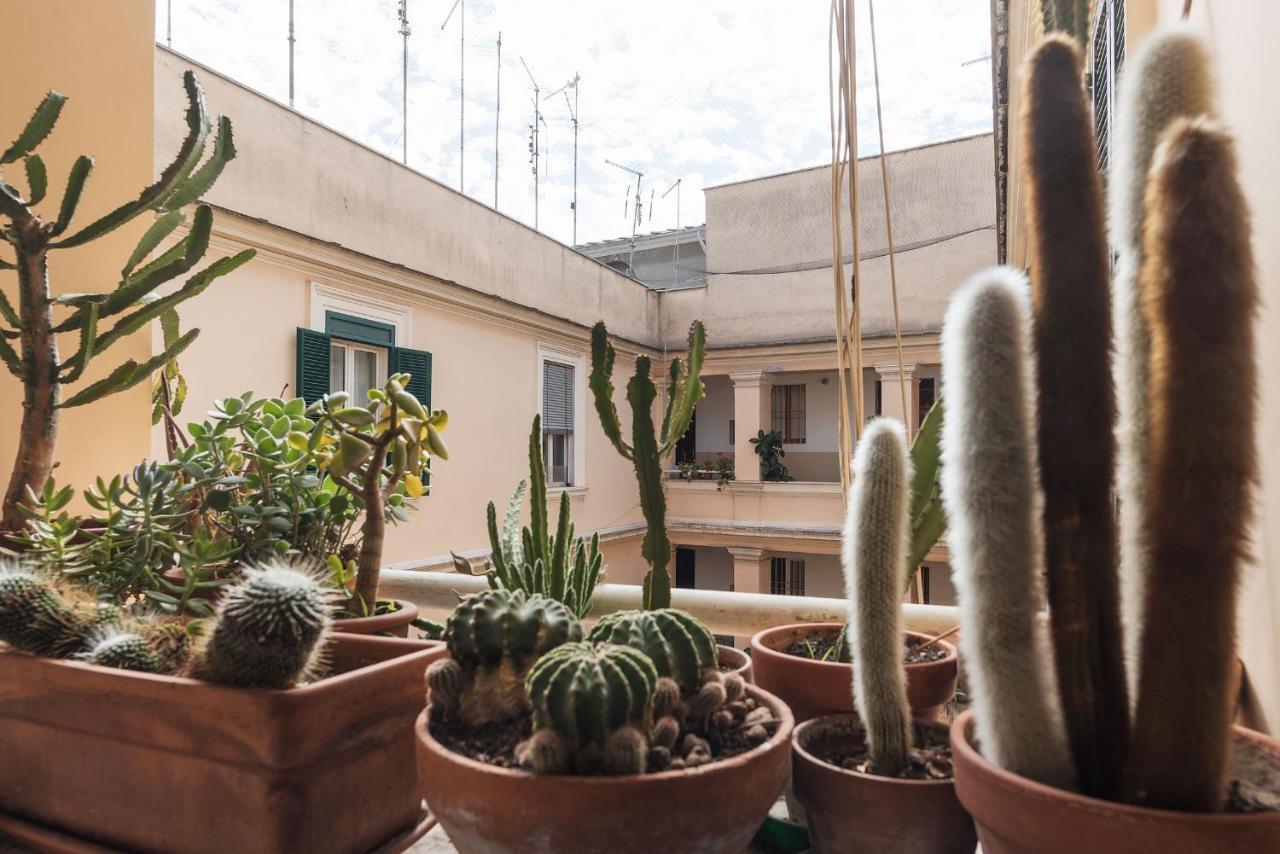 Lively Roma Trastevere Renovated Apartment - FromhometoRóma Kültér fotó